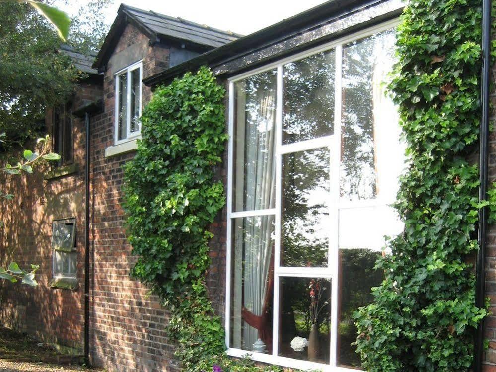 Martin Lane Farm Holiday Cottages Burscough ภายนอก รูปภาพ
